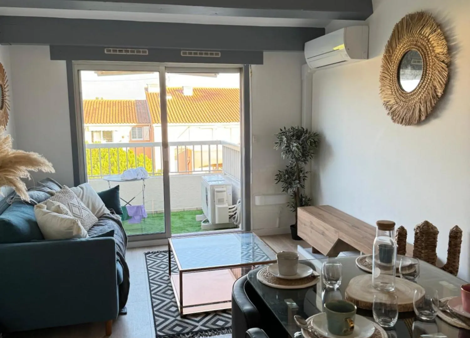 Appartement De Charme Apercu Mer Frejus